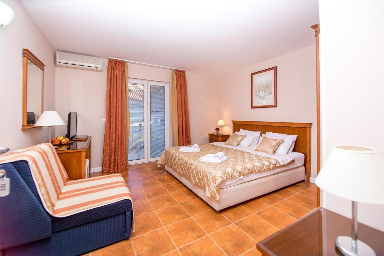 Vila Lazovic Hotel Budva Room photo